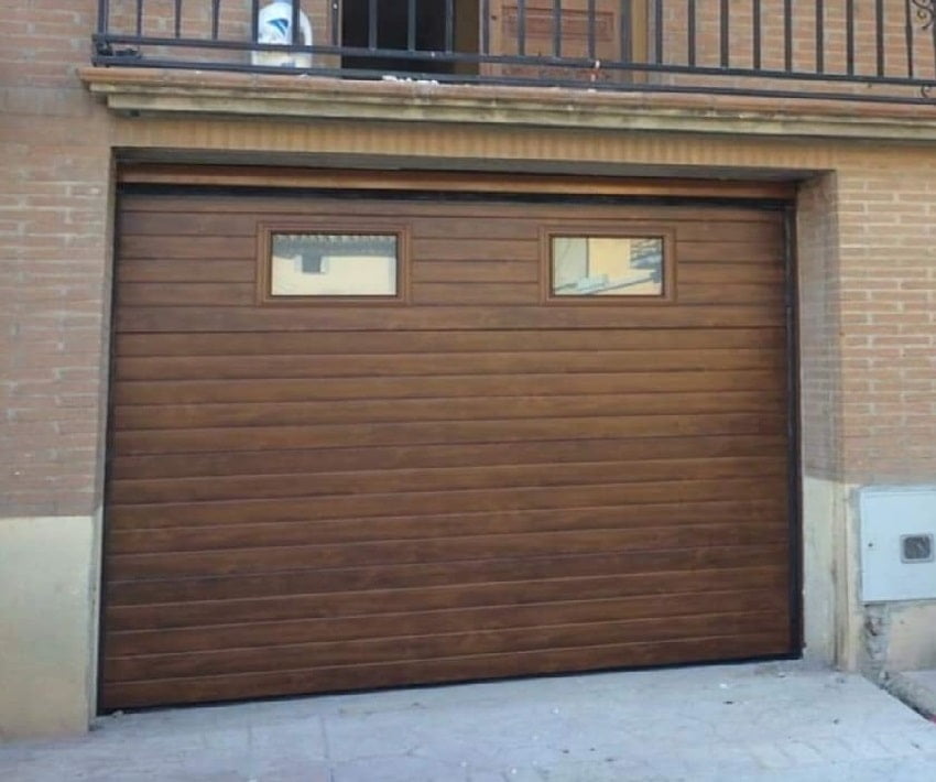 Puertas garaje imitación madera
